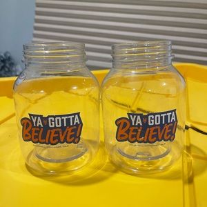 2 Mets baseball cups